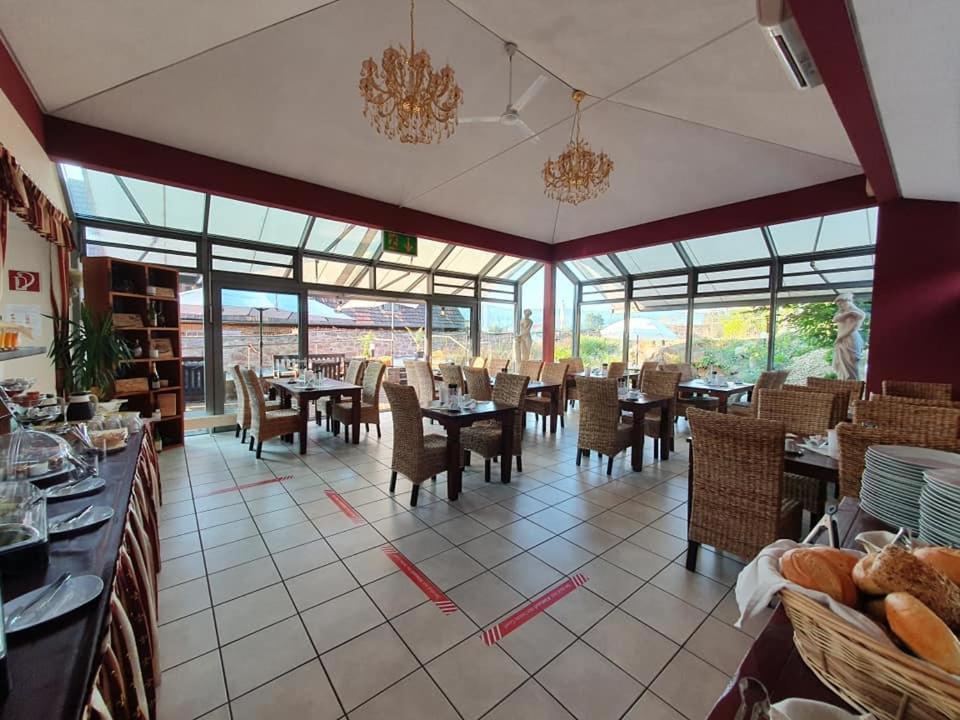 Hotel & Cafe Schachtenburg 施利茨 外观 照片