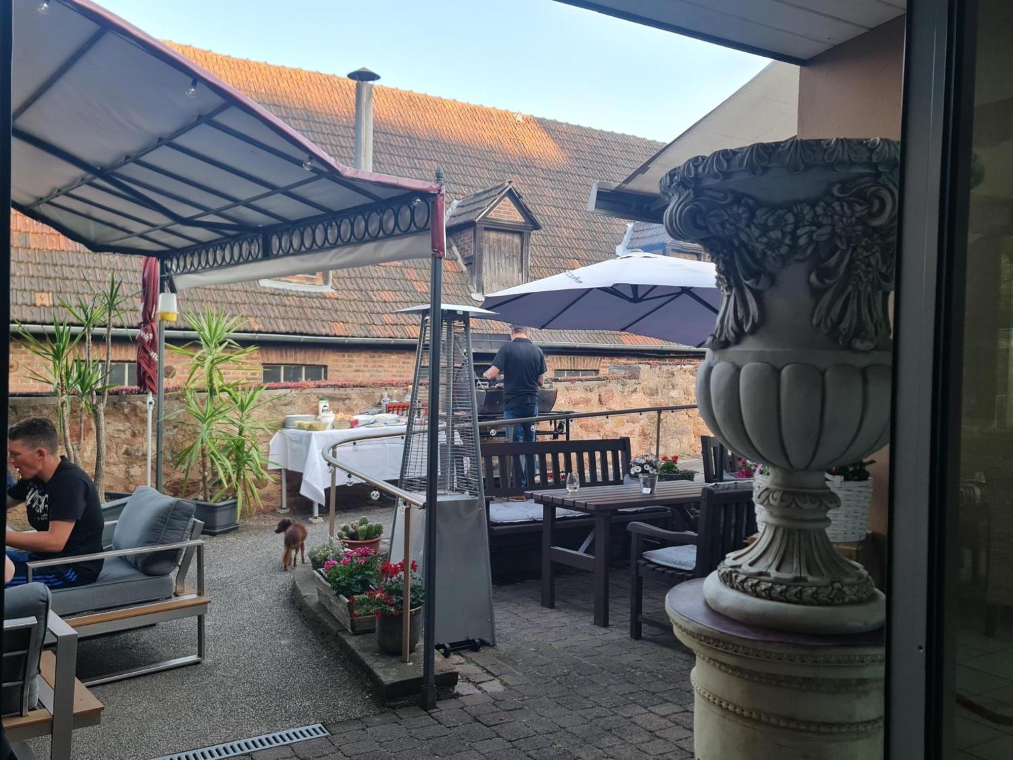 Hotel & Cafe Schachtenburg 施利茨 外观 照片