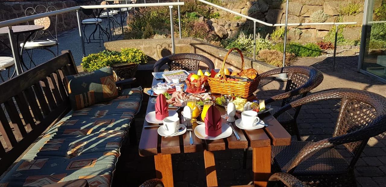 Hotel & Cafe Schachtenburg 施利茨 外观 照片